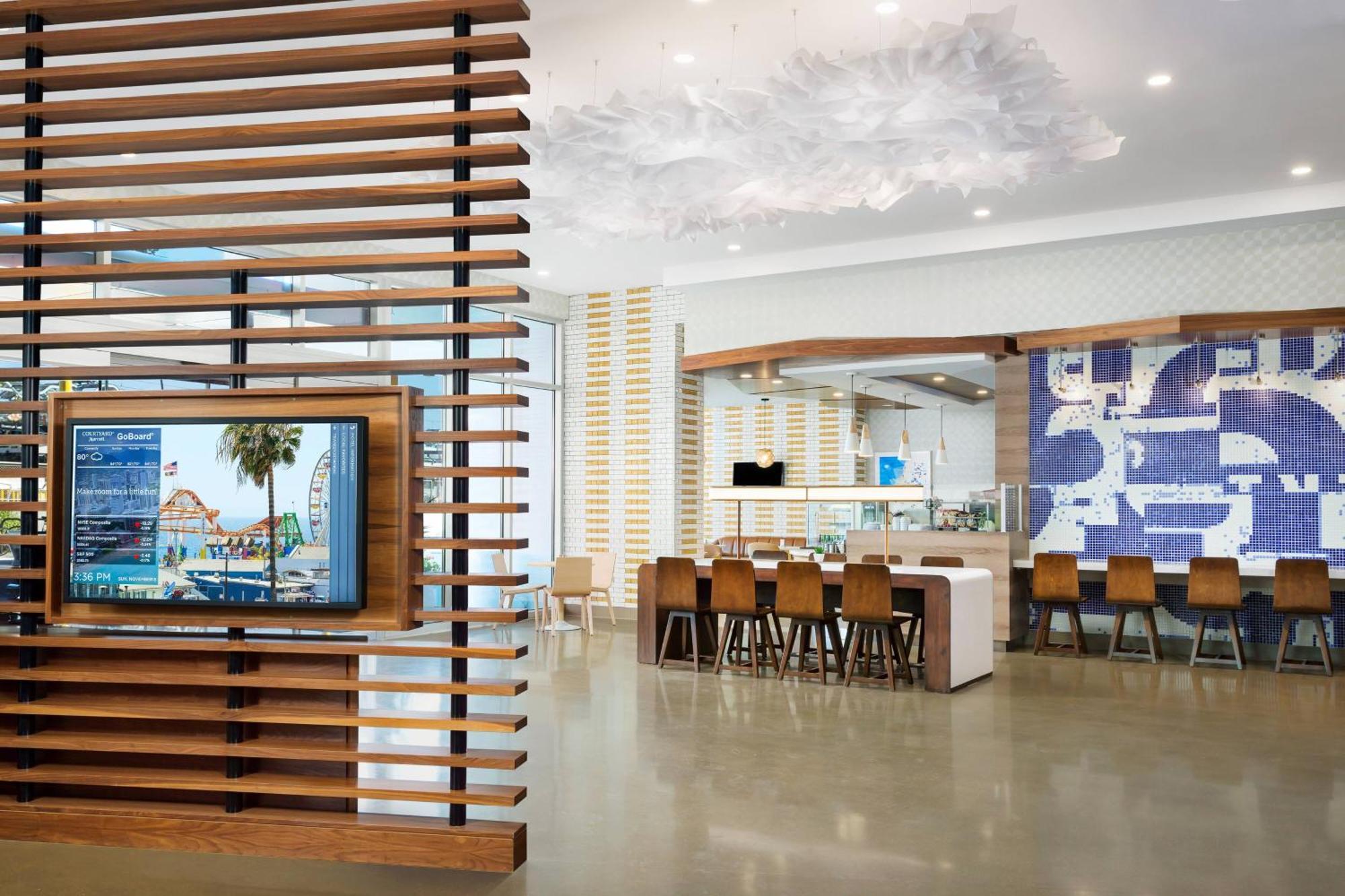 Courtyard By Marriott Santa Monica Hotell Exteriör bild