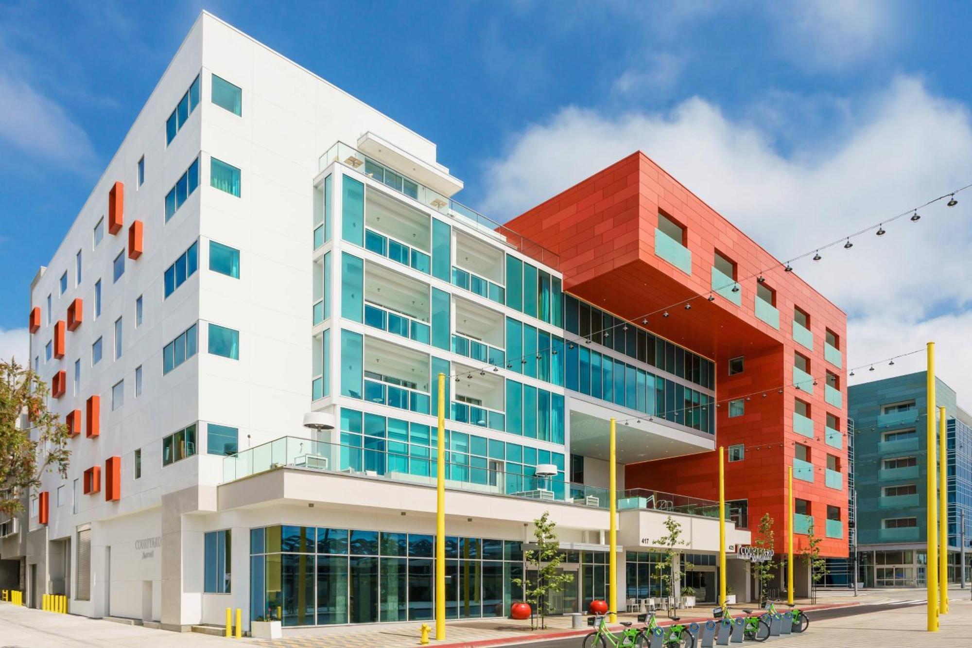 Courtyard By Marriott Santa Monica Hotell Exteriör bild