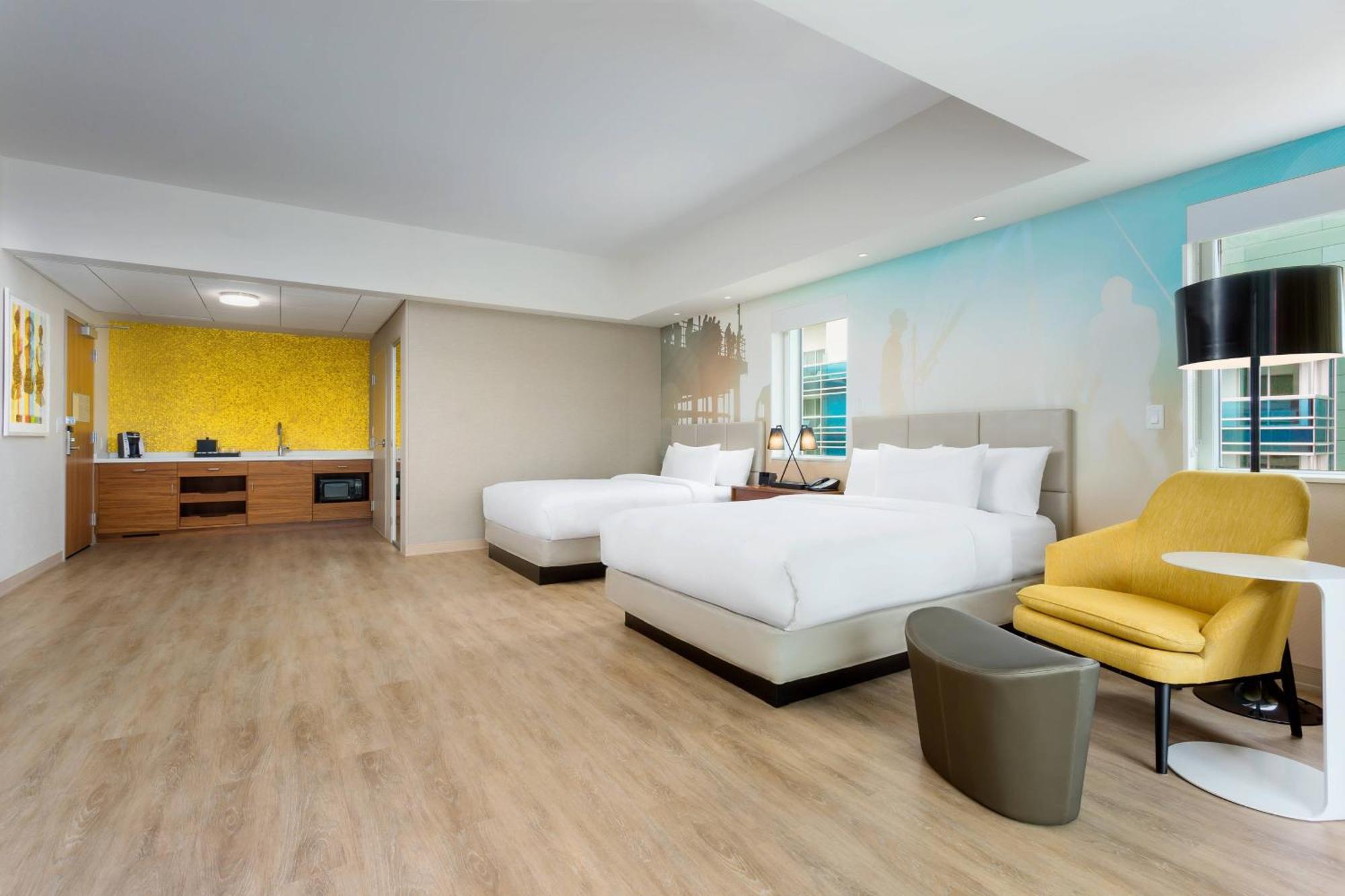 Courtyard By Marriott Santa Monica Hotell Exteriör bild
