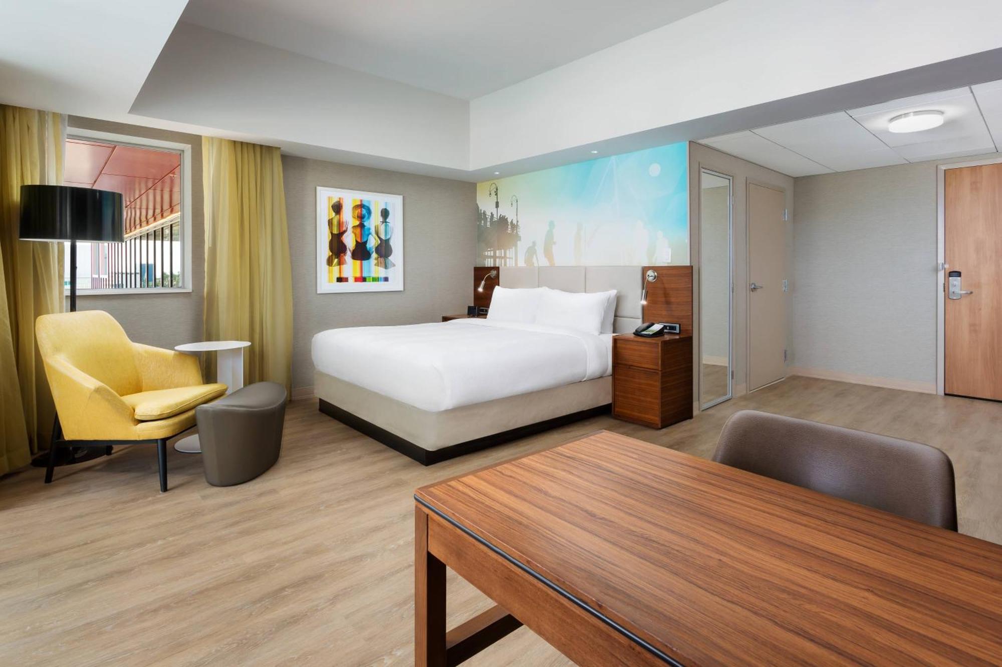 Courtyard By Marriott Santa Monica Hotell Exteriör bild